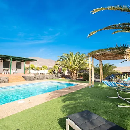 Papagayo Lanzarote Villa *