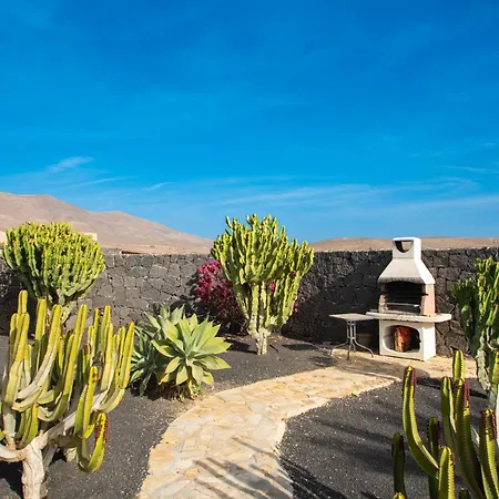 Papagayo Lanzarote * بلايا بلانكا