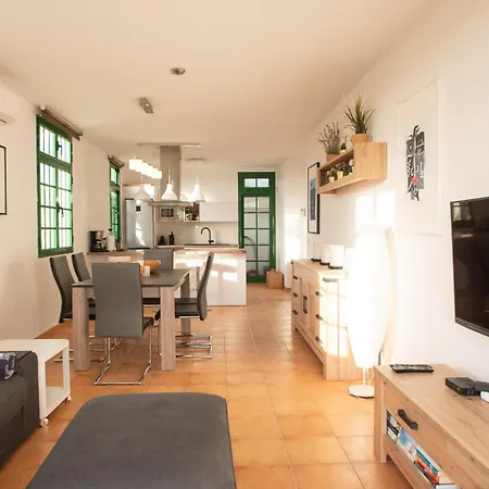 فيلة Papagayo Lanzarote بلايا بلانكا