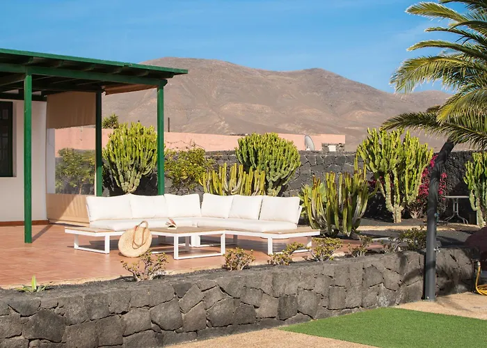 Papagayo Lanzarote * بلايا بلانكا