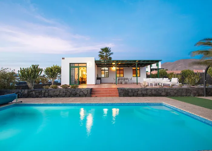 Papagayo Lanzarote * بلايا بلانكا